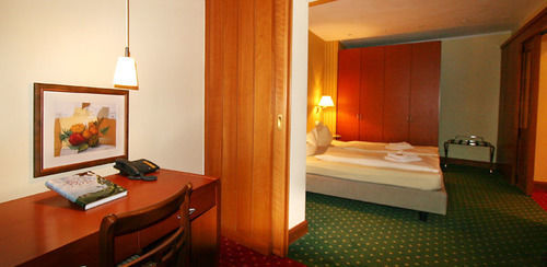 Hotel Verdi Rostock Esterno foto